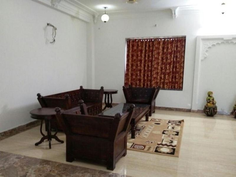 Tej Mahal Palace Bandikui Exterior photo
